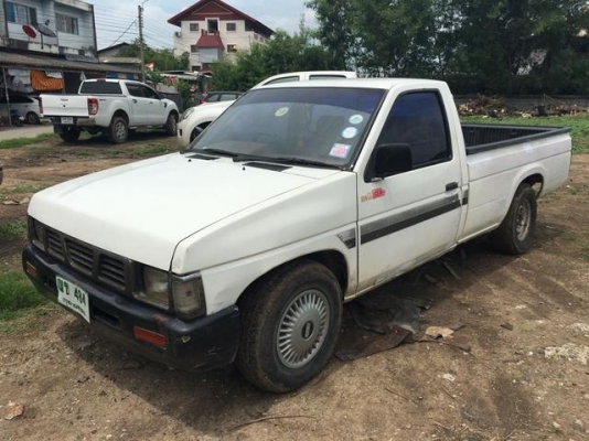 ขายนิสสัน big m ปี 89 เครื่องดีเซล TD 2500 ฝาขาว แอร์เย็นพร้อมใช้