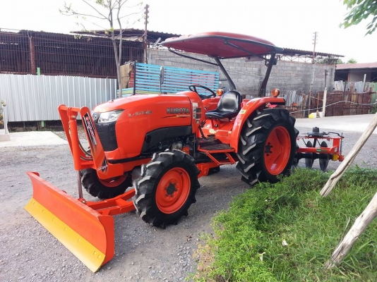 คูโบต้า L4708 4 WD ใบมีดใหม่ ผานใหม่  ทำงาน 658 ชั่วโมง..ปี 2556