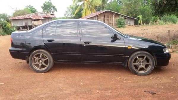 Nissan primera 2.0 at ปี 98 ราคาถูก
