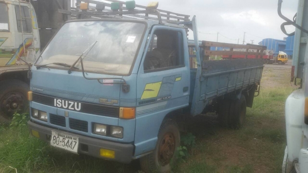 ขาย6ล้ออิซุสุ100แรงไม่ดั้ม