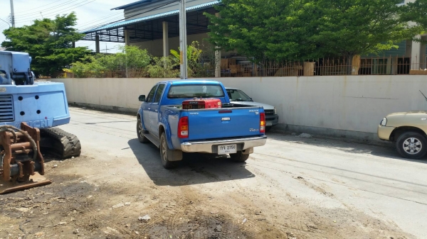 ส่วนตัวนี้ ส่งไปให้ลูกค้าที่ พิจิตรครับ เครื่องเชื่อมพร้อมปั่นไฟ เก่าญี่ปุ่นแท้