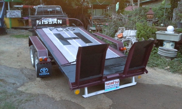 ขายเทเลอร์ เคลื่อนย้ายจักรกลหนัก พื้นดั้มพ์