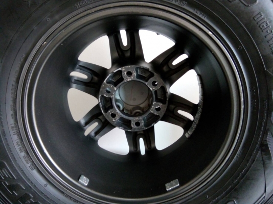 ขายล้อพร้อมยางอีซูซุ 6รู ขอบ16 รมดำ 4ล้อ=14,500