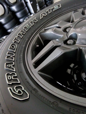 ขายล้อพร้อมยางอีซูซุ 6รู ขอบ16 รมดำ 4ล้อ=14,500