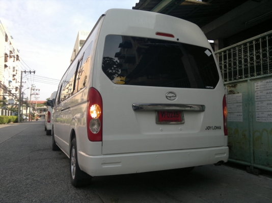 รถตู้นั่ง จอยลอง รถตู้นั่ง จอยลอง