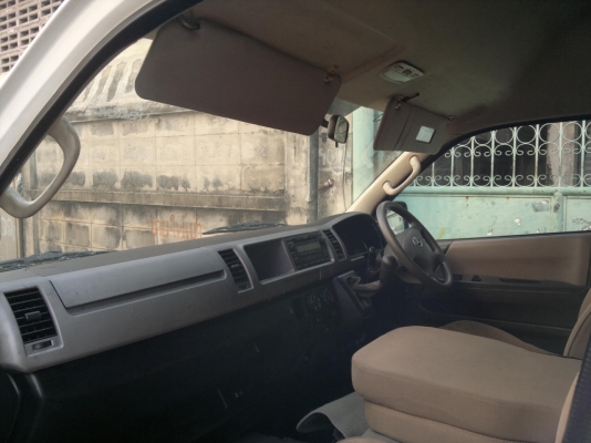 รถตู้นั่ง จอยลอง รถตู้นั่ง จอยลอง