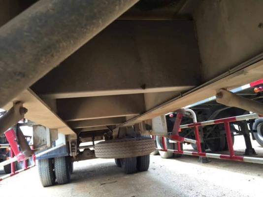 ขายหางพื้นเรียบสามมิตรกับ RCK 2 เพลา ยาว 12 เมตรปี 2551 ราคา 160000