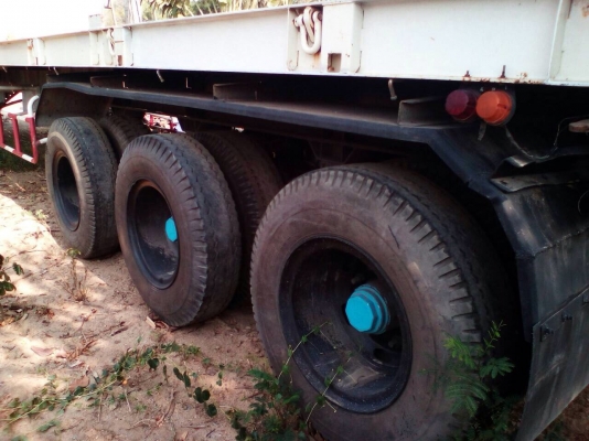 ขายหางพื้นเรียบพนัส 3 เพลาปี 2552 ราคา 330000