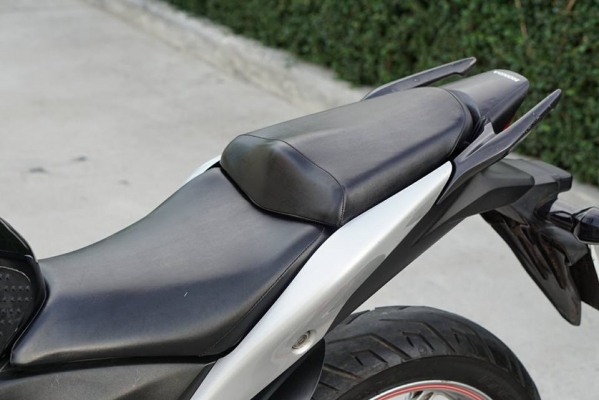 วุฒิ นนบุรี ขาย CBR250cc. abs ทะเบียนพร้อมโอนรถสวยสีเดิมทั้งคัน วุฒิ นนบุรี ขาย CBR250cc. abs ทะเบียนพร้อมโอนรถสวยสีเดิมทั้งคัน