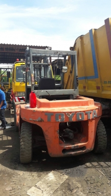 โฟลค์ลิป toyota 6 ตัน โฟลค์ลิป toyota 6 ตัน