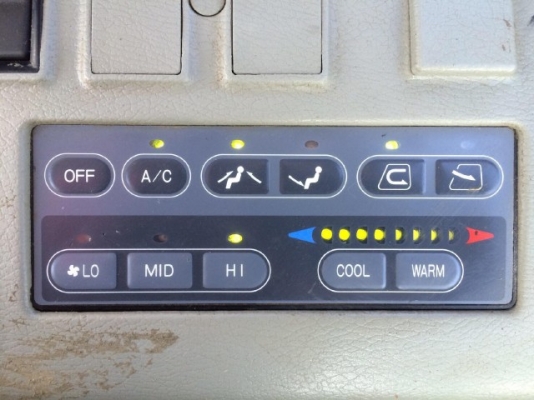 ขายรถแบคโฮ KOMATSU PC120-6 บูมยาว 14 เมตร สภาพสวยพร้อมใช้งาน มีVDOการทำงานครับ