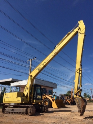 ขายรถแบคโฮ KOMATSU PC120-6 บูมยาว 14 เมตร สภาพสวยพร้อมใช้งาน มีVDOการทำงานครับ