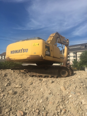 ขายรถแบคโฮ KOMATSU PC200-8 ไมล์ 9000 ชม.เอกสารเล่มทะเบียน ราคา 1500000