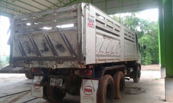 Hino Mega 260 ดั้มสามมิตร ขาวดาวน์650,000 เหลือ1,200,000
