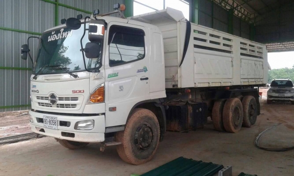 Hino Mega 260 ดั้มสามมิตร ขาวดาวน์650,000 เหลือ1,200,000