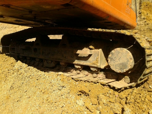 ขายรถแบคโฮ HITACHI ZX200-1 เอกสารเล่มทะเบียน ไมล์ 13068 ชม.ราคา 1300000