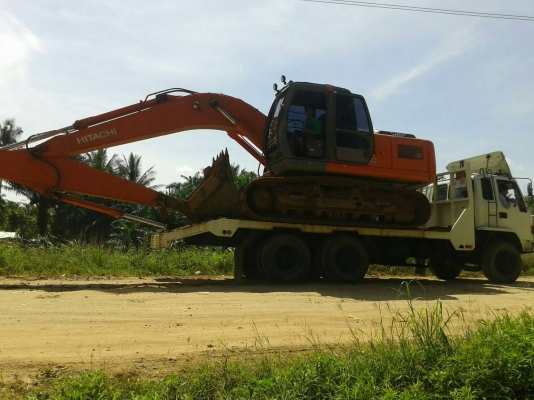 ขายรถแบคโฮ HITACHI ZX200-1 เอกสารเล่มทะเบียน ไมล์ 13068 ชม.ราคา 1300000