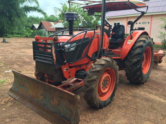 Kubota M7040 ชั่วโมง2,xxx หาง6 เหลือ600,000 งวด87,000