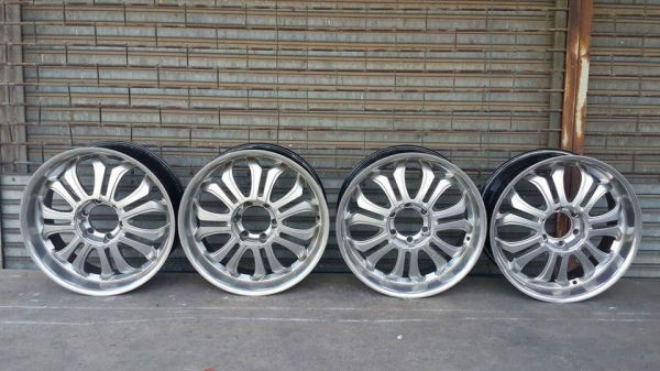 ขอบ 20 Lenso 6รู กว้าง 8.5 ออฟ 25 ขอบ 20 Lenso 6รู กว้าง 8.5 ออฟ 25