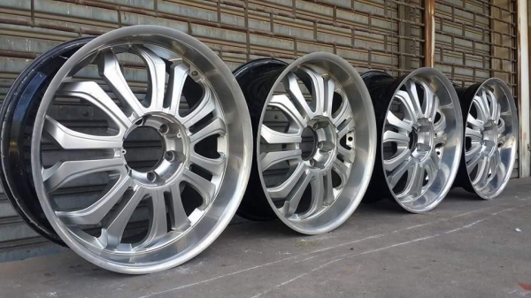 ขอบ 20 Lenso 6รู กว้าง 8.5 ออฟ 25 ขอบ 20 Lenso 6รู กว้าง 8.5 ออฟ 25