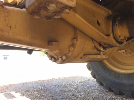 ขายรถตักล้อยาง CAT 924F รถนอกนำเข้าจากญี่ปุ่น สภาพสวยพร้อมใช้ มีVDOการทำงานครับ