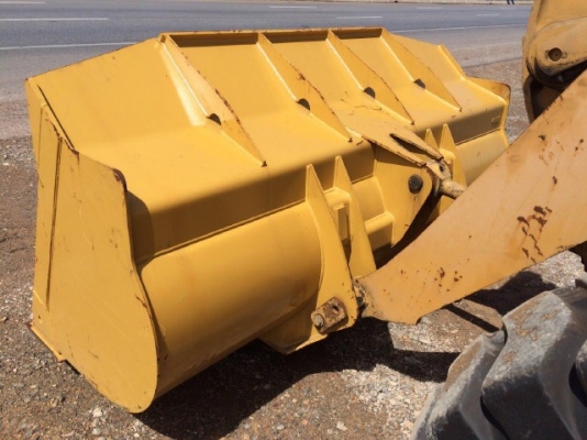 ขายรถตักล้อยาง CAT 924F รถนอกนำเข้าจากญี่ปุ่น สภาพสวยพร้อมใช้ มีVDOการทำงานครับ