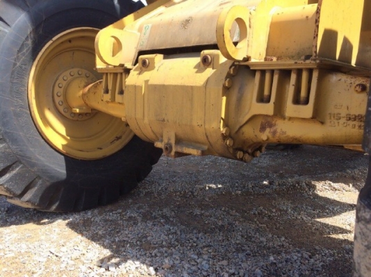 ขายรถตักล้อยาง CAT 924F รถนอกนำเข้าจากญี่ปุ่น สภาพสวยพร้อมใช้ มีVDOการทำงานครับ