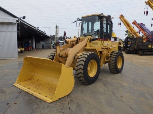 ขายรถตักล้อยาง CAT 924F รถนอกนำเข้าจากญี่ปุ่น สภาพสวยพร้อมใช้ มีVDOการทำงานครับ