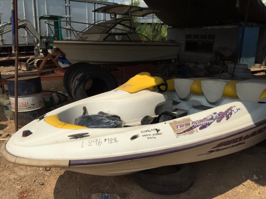 ขายเรือเก่านอก SEADOO SPEED BOAT 14 ฟุต กว้าง 210 ซ.ม. 5 ที่นั่ง