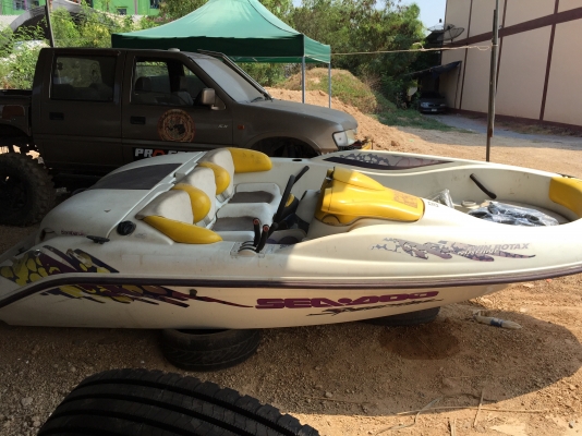 ขายเรือเก่านอก SEADOO SPEED BOAT 14 ฟุต กว้าง 210 ซ.ม. 5 ที่นั่ง