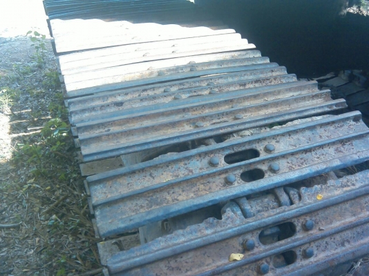 ขายรถแบคโฮ KOMATSU PC200-3 ราคา 270000