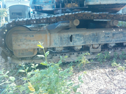 ขายรถแบคโฮ KOMATSU PC200-3 ราคา 270000