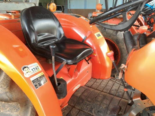 ขายรถไถ KUBOTA L4708 พร้อมอุปกรณ์ดันหน้าและผาน6 ราคา 370,000 มีรถขนส่งบริการทั่วไทย สอบถาม DC Tractor Rayong 0818618678,0899347475 id line=0818618678 id line=0899347475 https://www.facebook.com/DC-Tractor-Rayong-307154532717928/shop?rid=307154532717928& ขายรถไถ KUBOTA L4708 พร้อมอุปกรณ์ดันหน้าและผาน6 ราคา 370,000 มีรถขนส่งบริการทั่วไทย สอบถาม DC Tractor Rayong 0818618678,0899347475 id line=0818618678 id line=0899347475 https://www.facebook.com/DC-Tractor-Rayong-307154532717928/shop?rid=307154532717928&