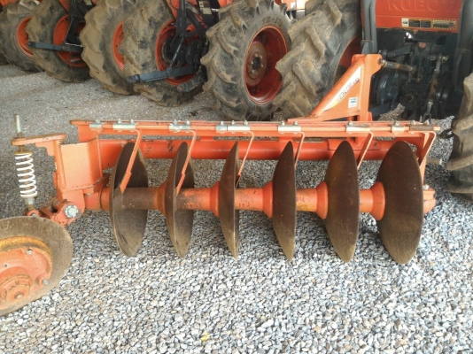 ขายรถไถ KUBOTA L4708 พร้อมอุปกรณ์ดันหน้าและผาน6 ราคา 370,000 มีรถขนส่งบริการทั่วไทย สอบถาม DC Tractor Rayong 0818618678,0899347475 id line=0818618678 id line=0899347475 https://www.facebook.com/DC-Tractor-Rayong-307154532717928/shop?rid=307154532717928& ขายรถไถ KUBOTA L4708 พร้อมอุปกรณ์ดันหน้าและผาน6 ราคา 370,000 มีรถขนส่งบริการทั่วไทย สอบถาม DC Tractor Rayong 0818618678,0899347475 id line=0818618678 id line=0899347475 https://www.facebook.com/DC-Tractor-Rayong-307154532717928/shop?rid=307154532717928&