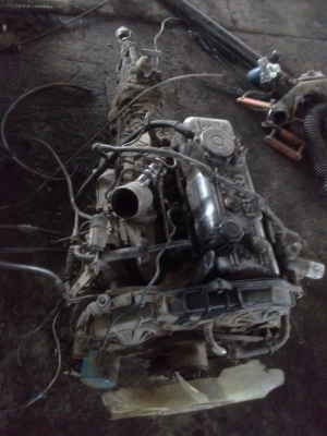 ขายเครื่องเกียISUZU 4FB2000C.C. (ไม่มีเลข)