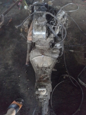 ขายเครื่องเกียISUZU 4FB2000C.C. (ไม่มีเลข)