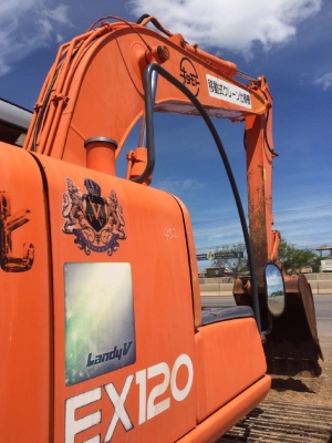 ขายรถแบคโฮ HITACHI EX120-5 รถนอกนำเข้าจากญี่ปุ่น สภาพสวยพร้อมใช้ มีVDOการทำงานครับ ขายรถแบคโฮ HITACHI EX120-5 รถนอกนำเข้าจากญี่ปุ่น สภาพสวยพร้อมใช้ มีVDOการทำงานครับ