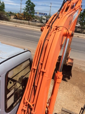 ขายรถแบคโฮ HITACHI EX120-5 รถนอกนำเข้าจากญี่ปุ่น สภาพสวยพร้อมใช้ มีVDOการทำงานครับ ขายรถแบคโฮ HITACHI EX120-5 รถนอกนำเข้าจากญี่ปุ่น สภาพสวยพร้อมใช้ มีVDOการทำงานครับ