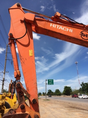 ขายรถแบคโฮ HITACHI EX120-5 รถนอกนำเข้าจากญี่ปุ่น สภาพสวยพร้อมใช้ มีVDOการทำงานครับ ขายรถแบคโฮ HITACHI EX120-5 รถนอกนำเข้าจากญี่ปุ่น สภาพสวยพร้อมใช้ มีVDOการทำงานครับ