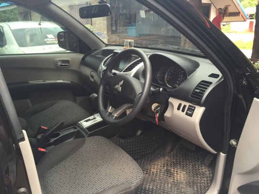 MITSUBICHI Triton 2.5Plus เกียร์ออโต้ ปี2012 รถสวยเดิมบางนางบวช MITSUBICHI Triton 2.5Plus เกียร์ออโต้ ปี2012 รถสวยเดิมบางนางบวช