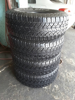 Yokohama AT 265/75/16 ปี12 สภาพสวยๆ 1ชุด Yokohama AT 265/75/16 ปี12 สภาพสวยๆ 1ชุด