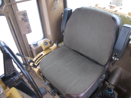 ขายรถเกรด CAT 140G ซีเรียล 72V15617 ปี 1993 มือสองนำเข้าจากต่างประเทศ ขายรถเกรด CAT 140G ซีเรียล 72V15617 ปี 1993 มือสองนำเข้าจากต่างประเทศ