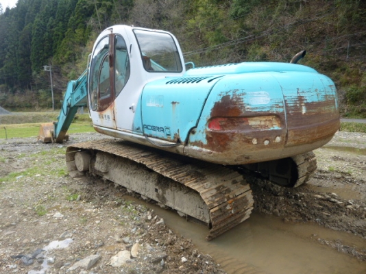 ขายรถแบคโฮ KOBELCO SK200 MARK 5 รถนอกนำเข้าสภาพสวย สภาพสวยพร้อมใช้งาน ถึงไทยเร็วๆนี้ครับ