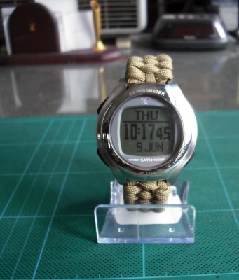 นาฬิกานักกีฬายี่ห้อ VIVA สายถัก ( แบบสั่งทำพิเศษ )