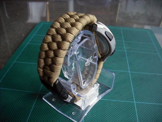 นาฬิกานักกีฬายี่ห้อ VIVA สายถัก ( แบบสั่งทำพิเศษ )