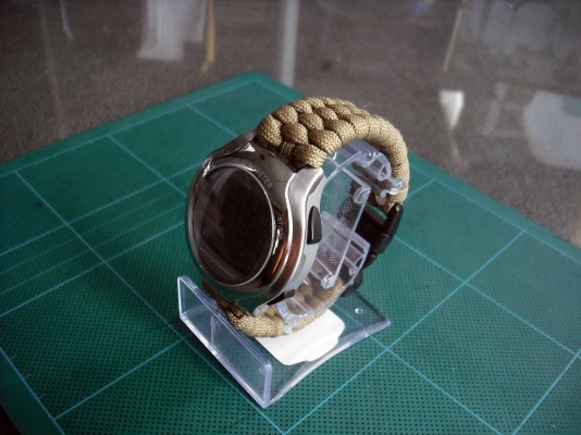 นาฬิกานักกีฬายี่ห้อ VIVA สายถัก ( แบบสั่งทำพิเศษ )