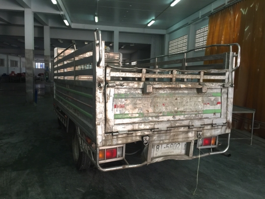ขาย 6 ล้อ  ISUZU NKR 120 แรง