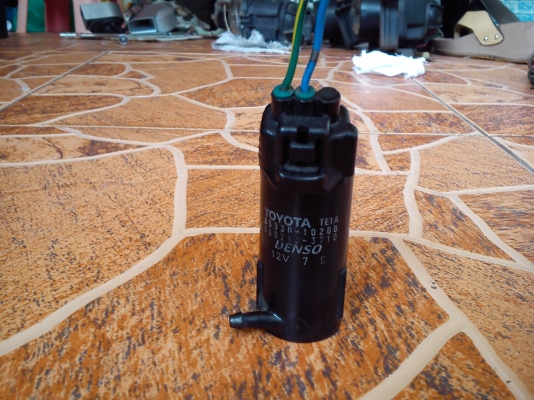 มอเตอร์ฉีดกระจก TOYOTA ตรงรุ่น Altis ปี2002