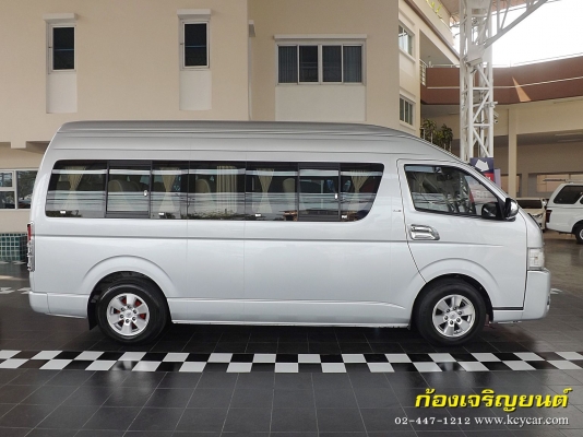 TOYOTA COMMUTER 2.5D4D ปี 2010 VIP