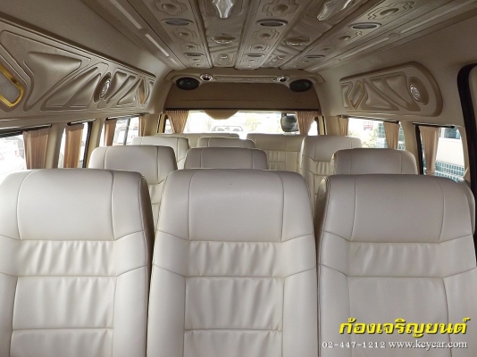TOYOTA COMMUTER 2.5D4D ปี 2010 VIP